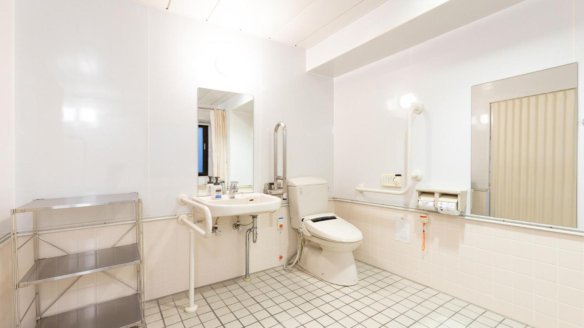 Toyoko Inn Shin-Yokohama Ekimae Honkan Room photo
